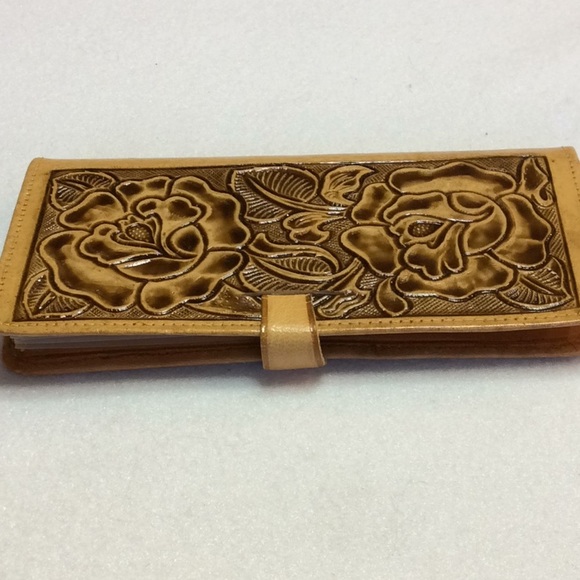FINAL SALE PRICE Mexican Dual Sided Tooled Leather Wallet - Picture 2 of 5